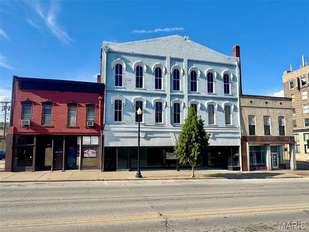 302-304 Broadway Property Photo 1