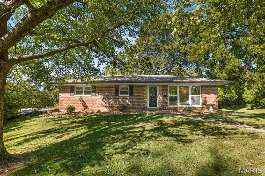 101 Westminster Drive Property Photo 1