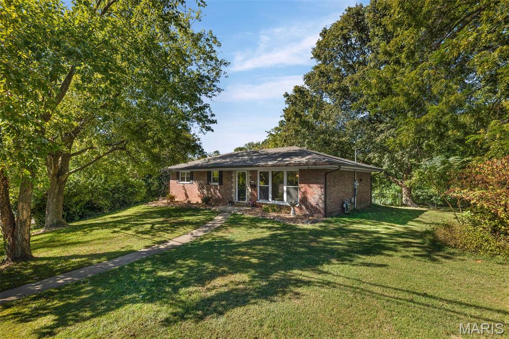 101 Westminster Drive Property Photo 3