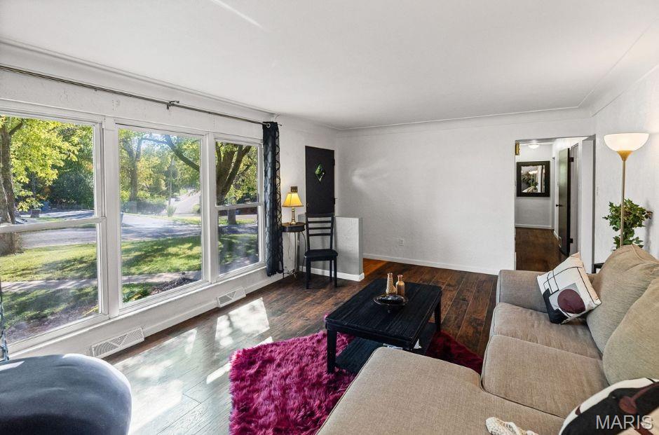 101 Westminster Drive Property Photo 7