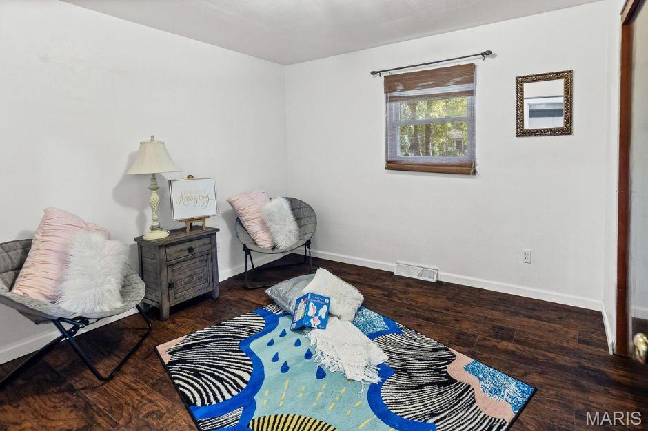 101 Westminster Drive Property Photo 13