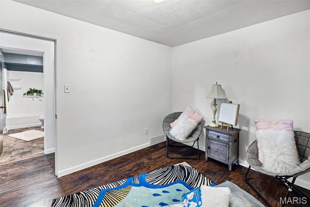 101 Westminster Drive Property Photo 14