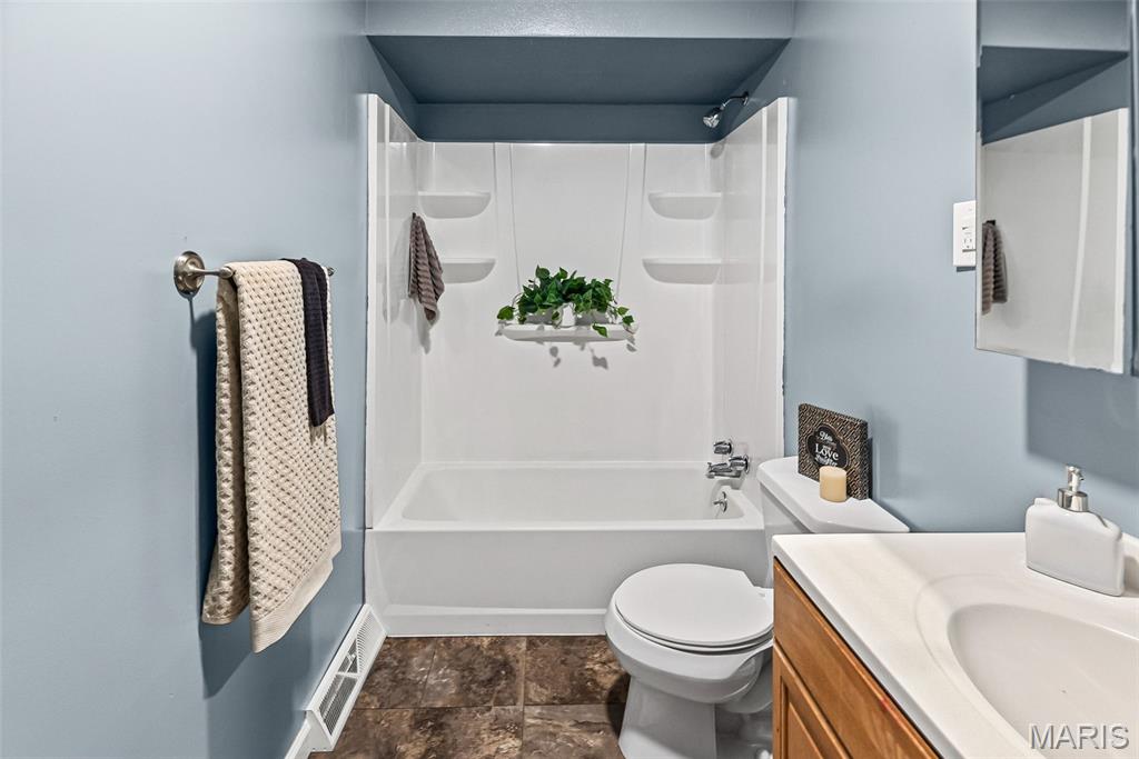 101 Westminster Drive Property Photo 16