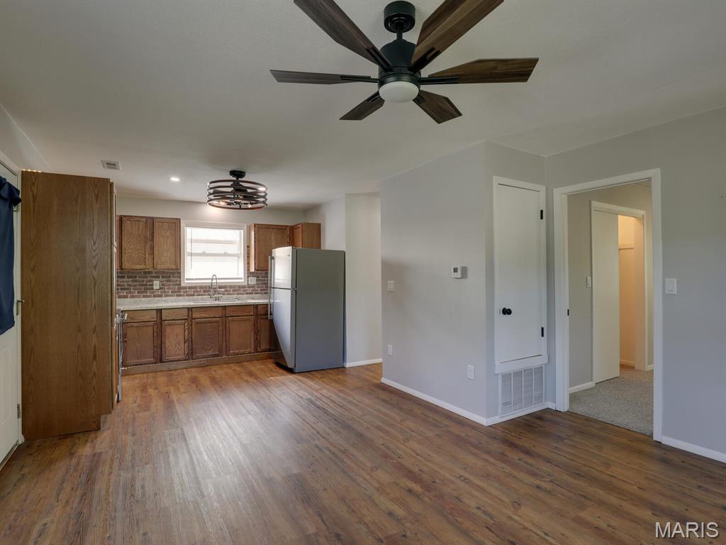 424 Pecan Street Property Photo 1