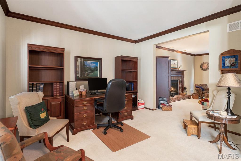 373 Gateford Drive Property Photo 8