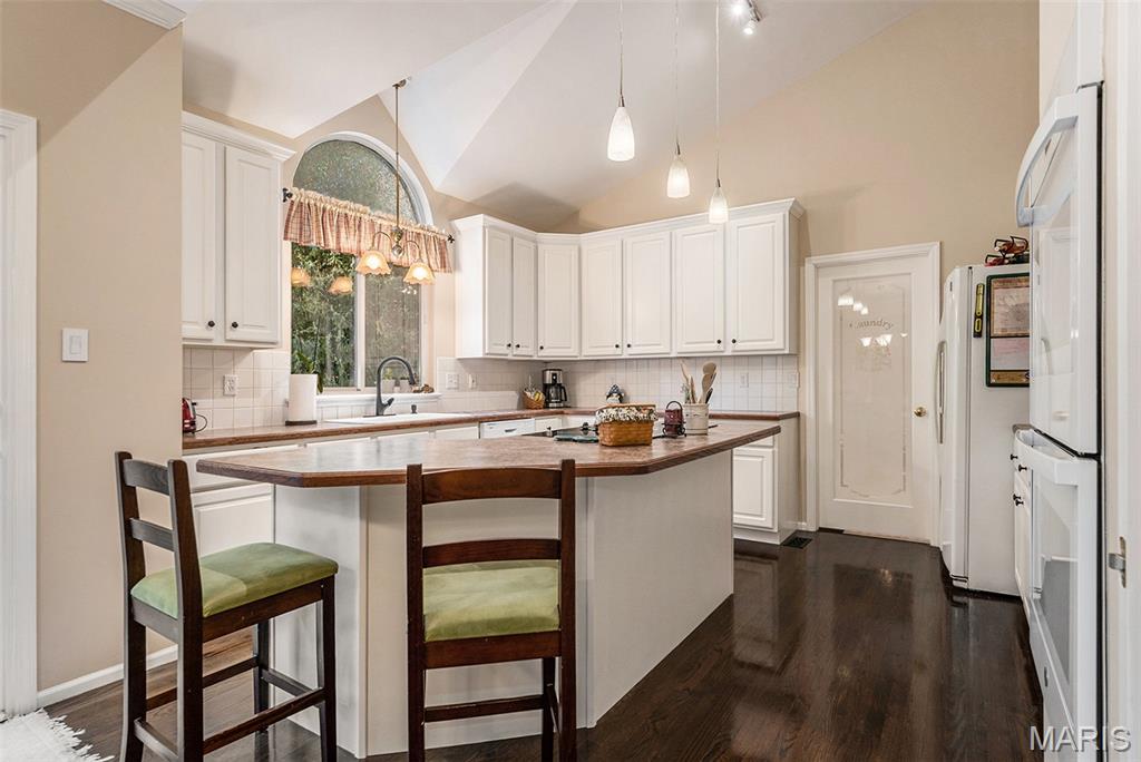 373 Gateford Drive Property Photo 13