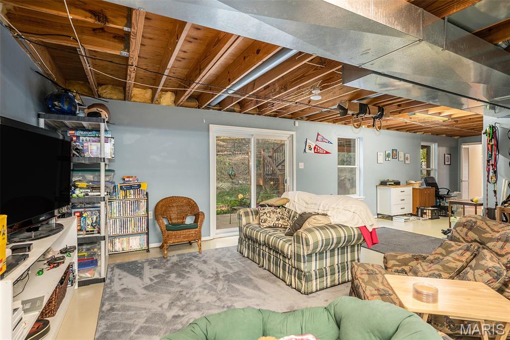 373 Gateford Drive Property Photo 30