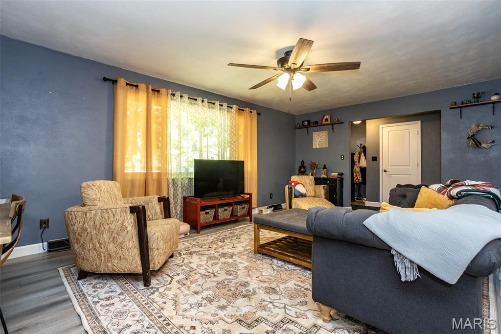 612 N 1st Street Property Photo 7