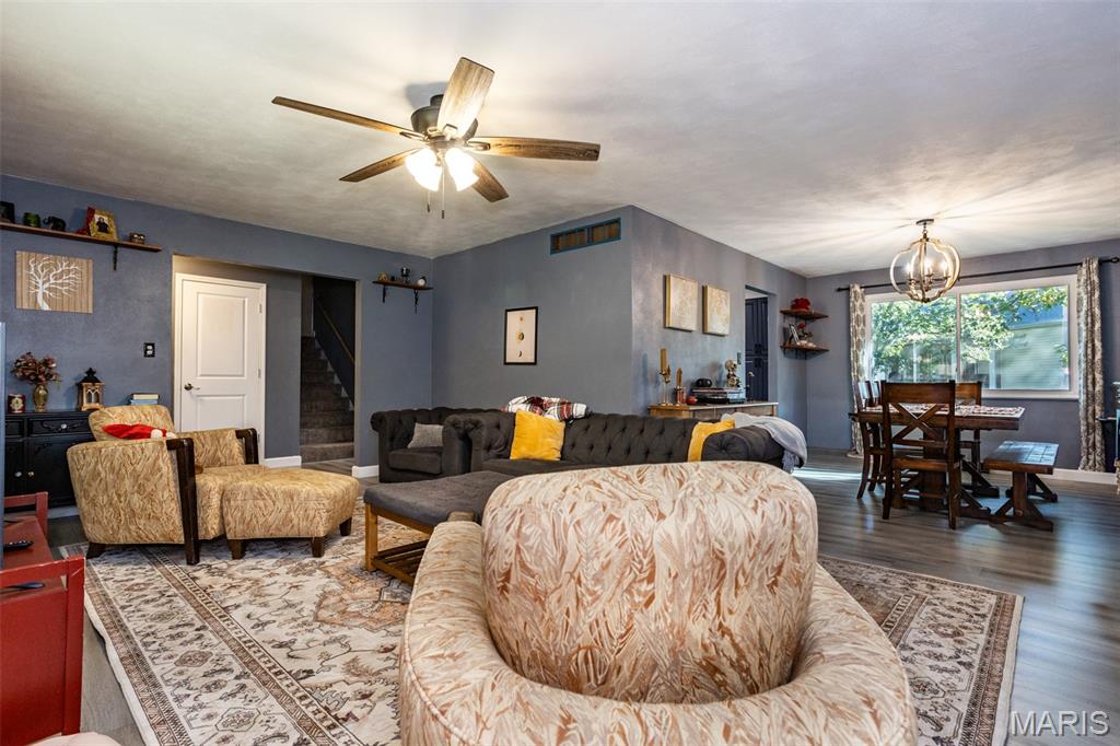 612 N 1st Street Property Photo 9