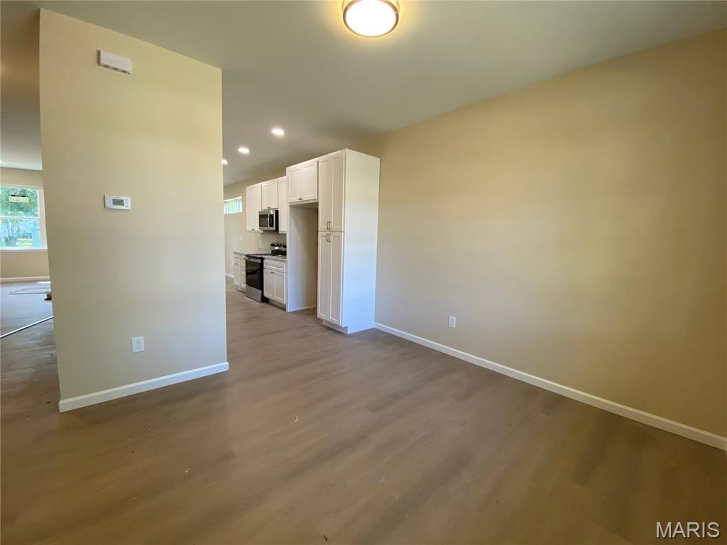 6516 Etzel Avenue Property Photo 4