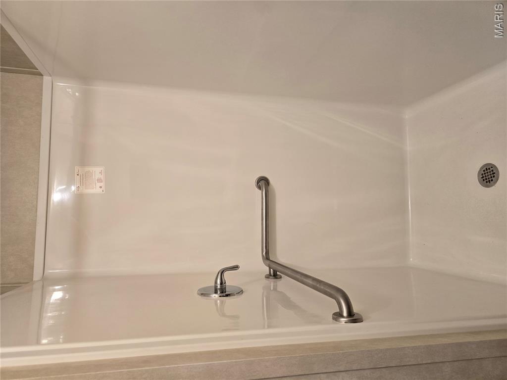 411 W Nelson Property Photo 11