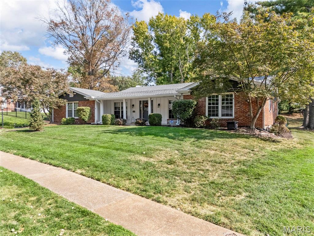 280 Portico Drive Property Photo 2