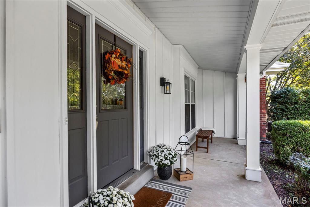 280 Portico Drive Property Photo 6