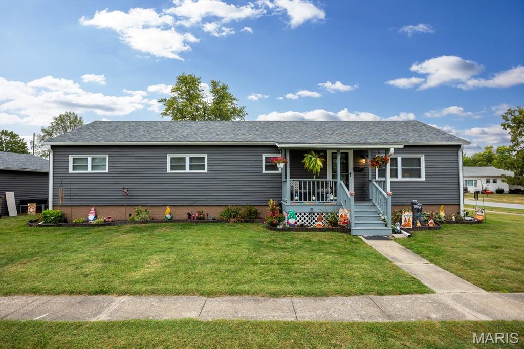 210 Fulton Street Property Photo 2