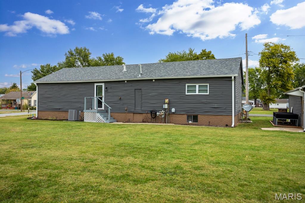 210 Fulton Street Property Photo 5