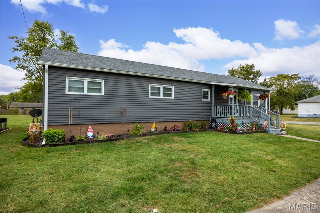 210 Fulton Street Property Photo 6