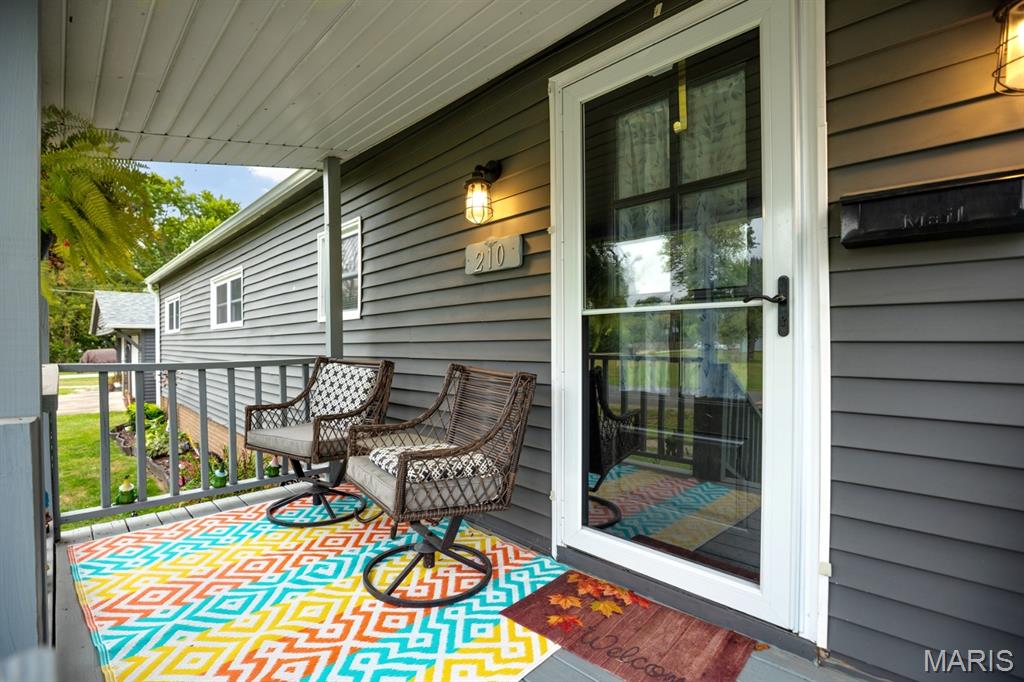 210 Fulton Street Property Photo 10