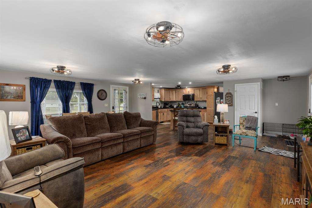 210 Fulton Street Property Photo 12