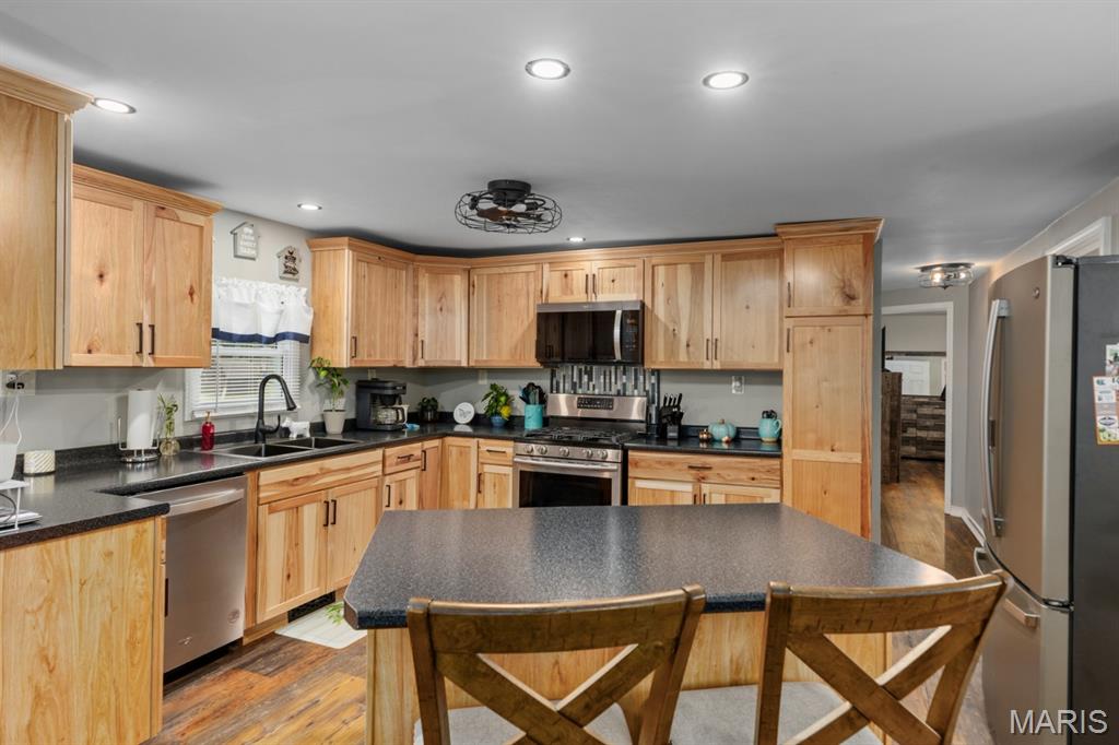 210 Fulton Street Property Photo 17