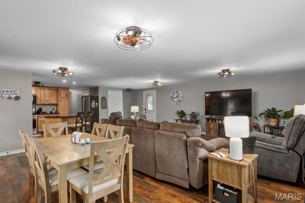 210 Fulton Street Property Photo 18