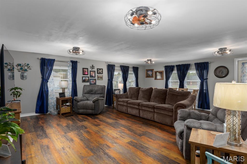 210 Fulton Street Property Photo 20