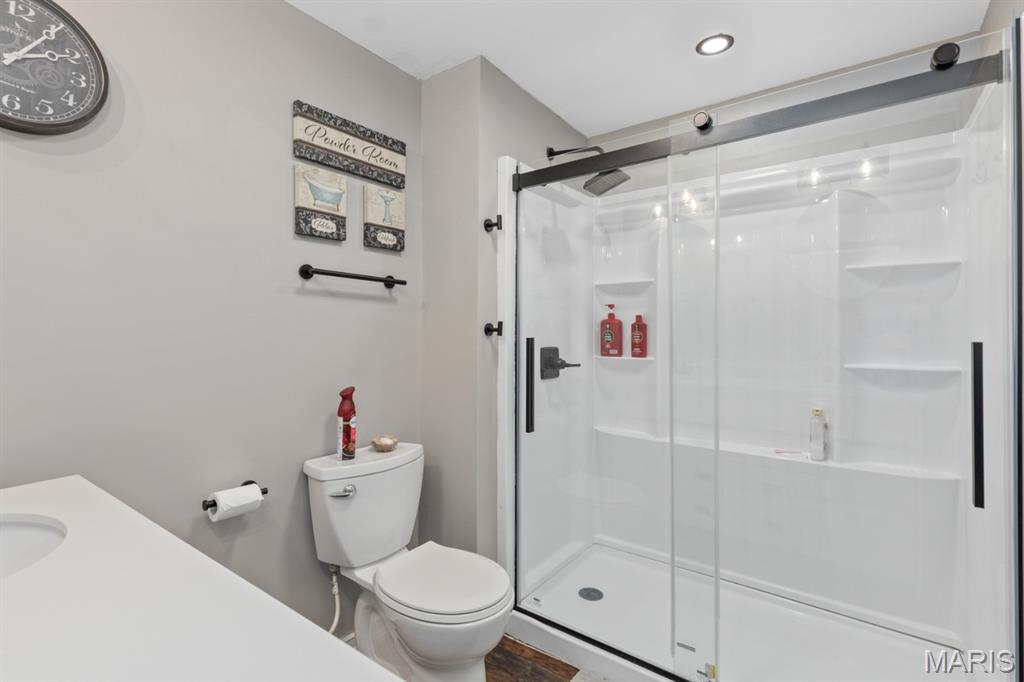 210 Fulton Street Property Photo 25