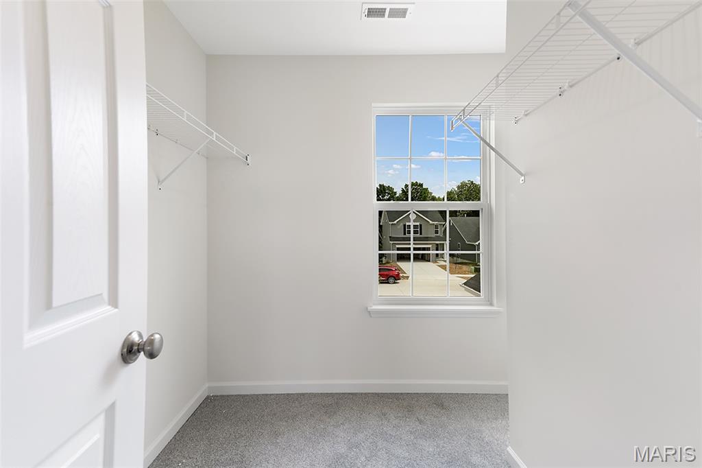 613 Fence Row Property Photo 7