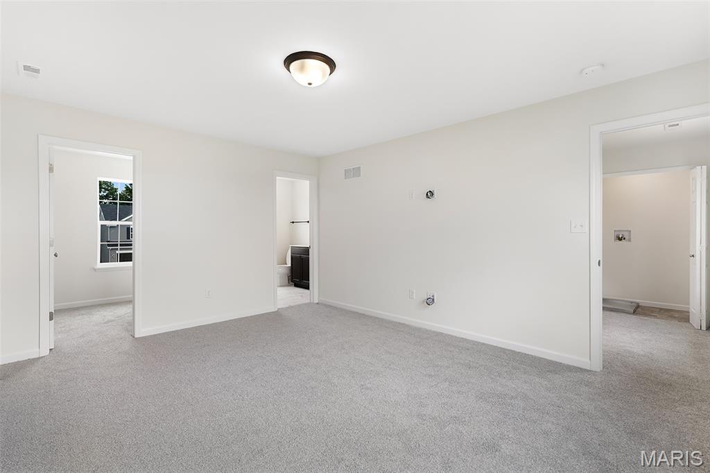 613 Fence Row Property Photo 9