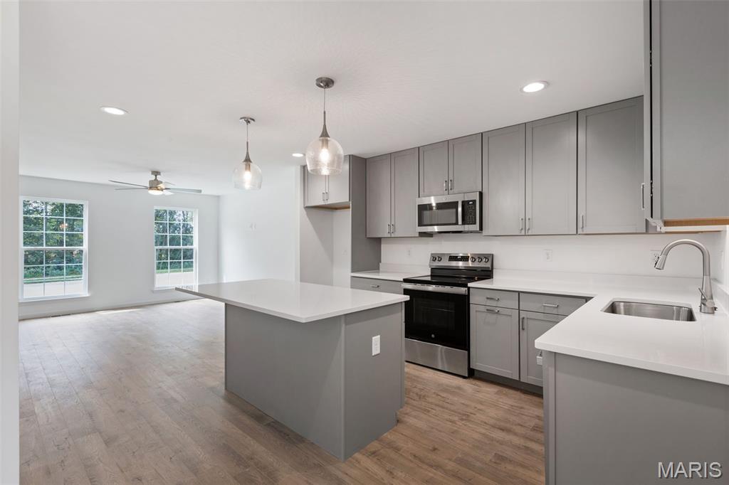 401 Sunset Hollow Drive Property Photo 7