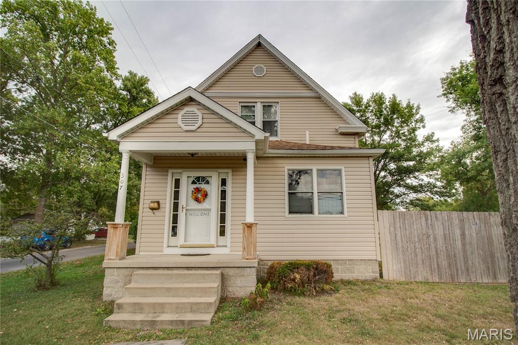 307 N East Street Property Photo 1