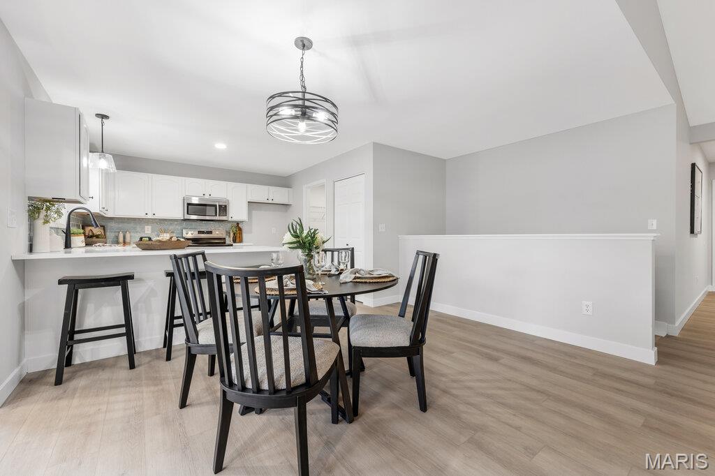 3867 Bedford Pointe Drive Property Photo 10