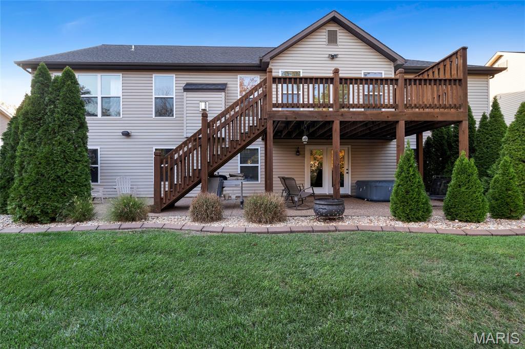 218 Redmond Pines Drive Property Photo 4