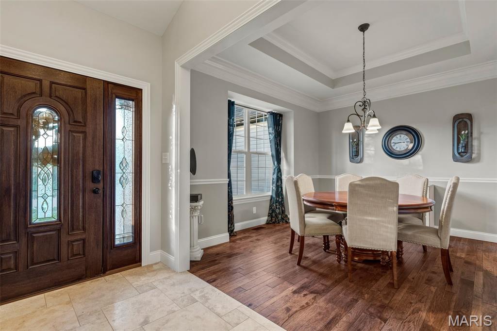 218 Redmond Pines Drive Property Photo 7