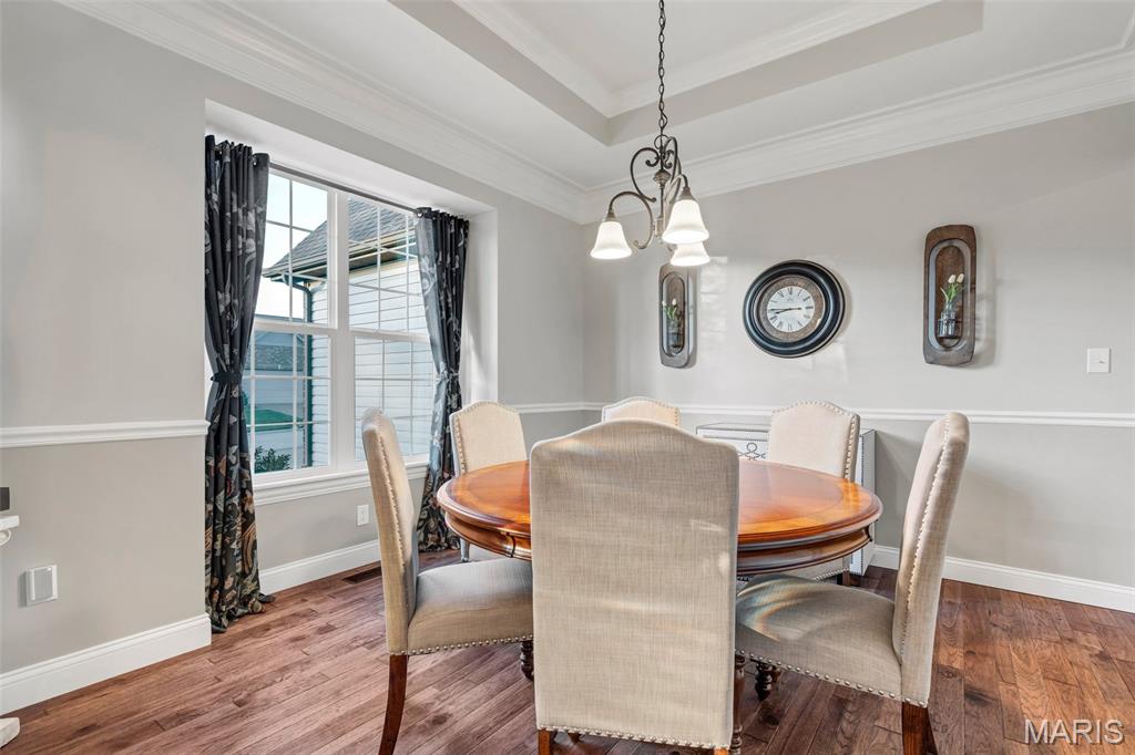 218 Redmond Pines Drive Property Photo 9