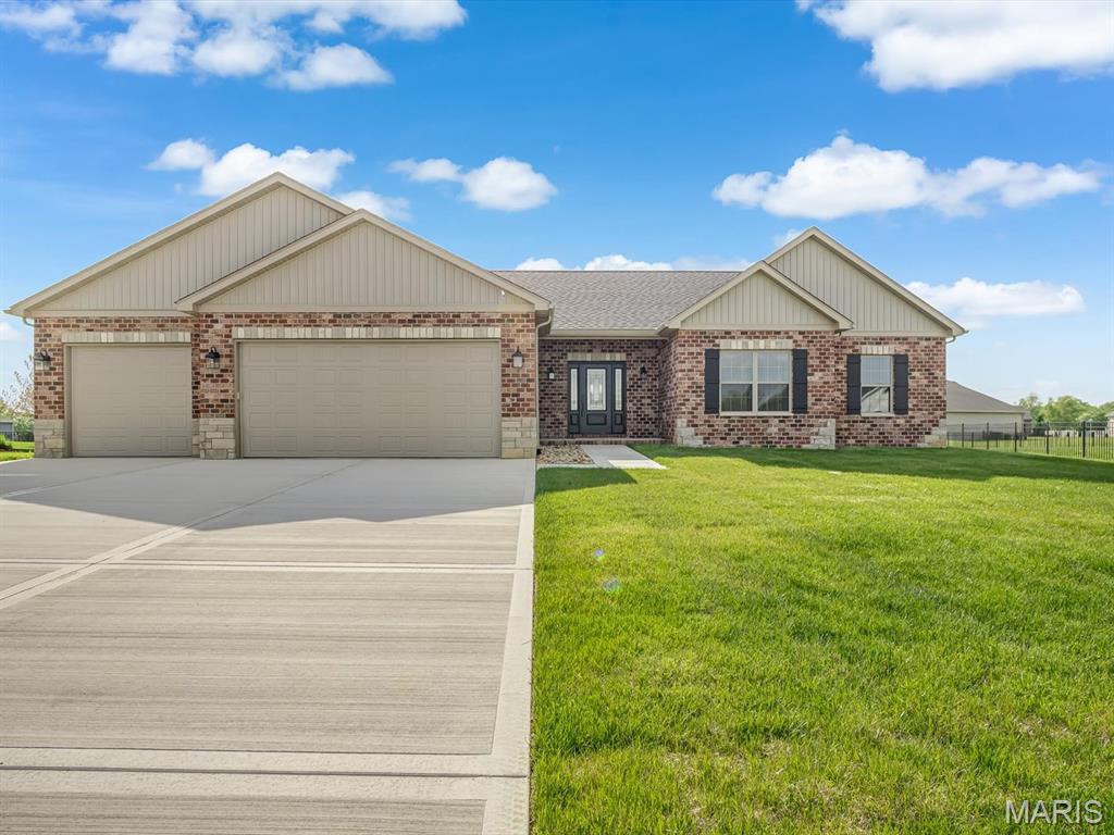 4016 Autumn Oak Drive Property Photo 1