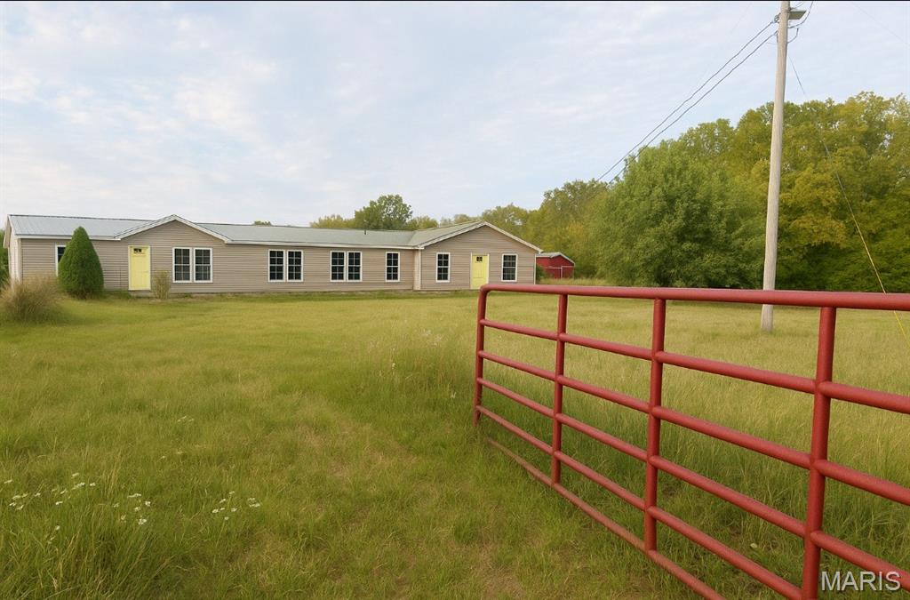 30865 Sterling Road Property Photo 1