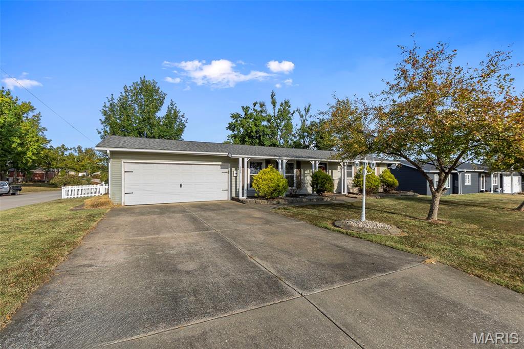 306 Cleo Street Property Photo 1