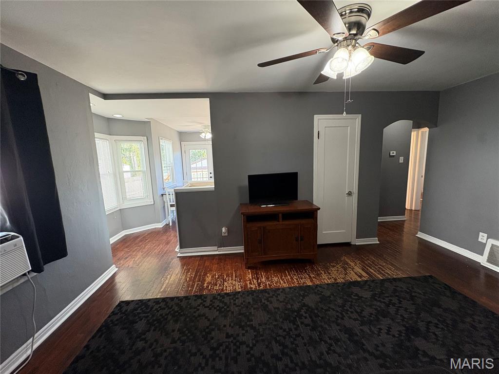 121 Jefferson Barracks Road Property Photo 3