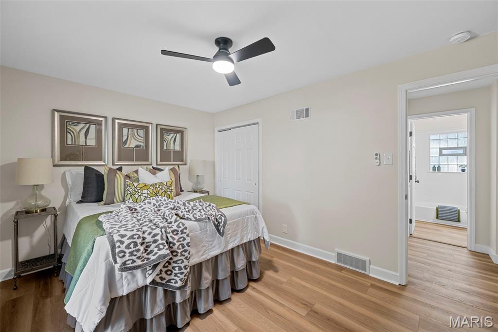 6870 Foxcroft Drive Property Photo 5