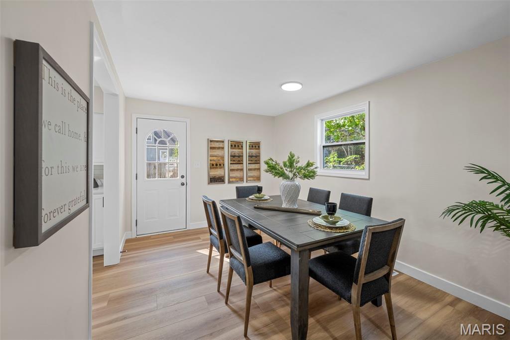 6870 Foxcroft Drive Property Photo 9