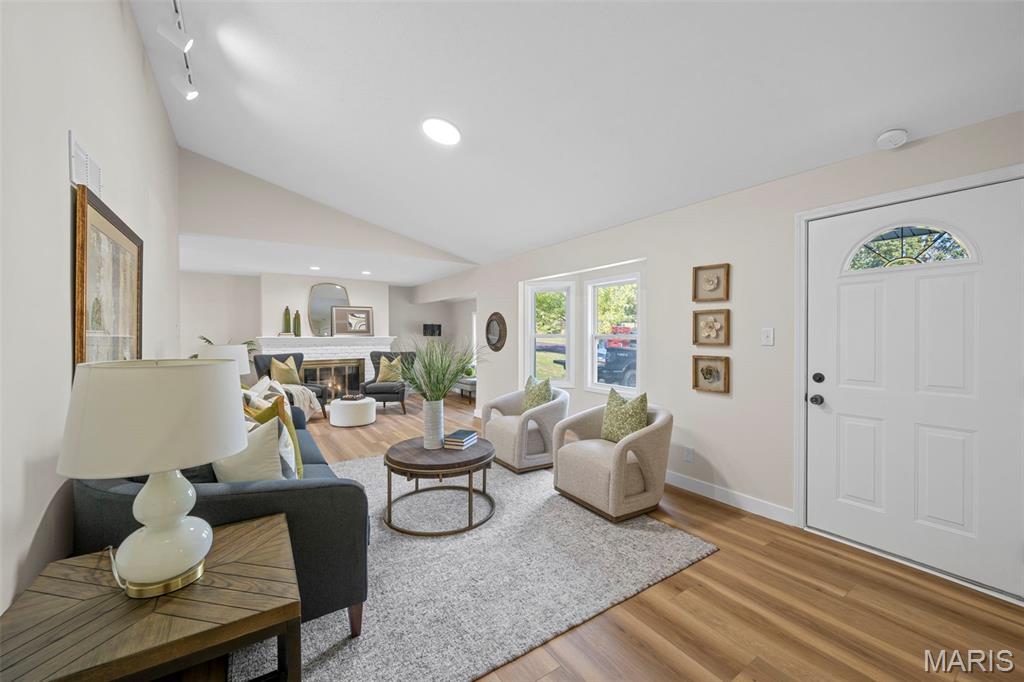 6870 Foxcroft Drive Property Photo 12