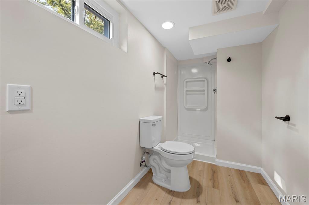 6870 Foxcroft Drive Property Photo 28