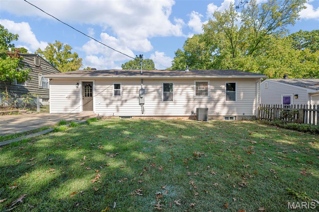 6870 Foxcroft Drive Property Photo 35