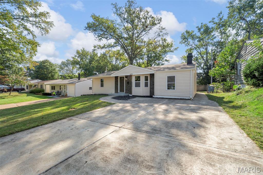 6870 Foxcroft Drive Property Photo 36