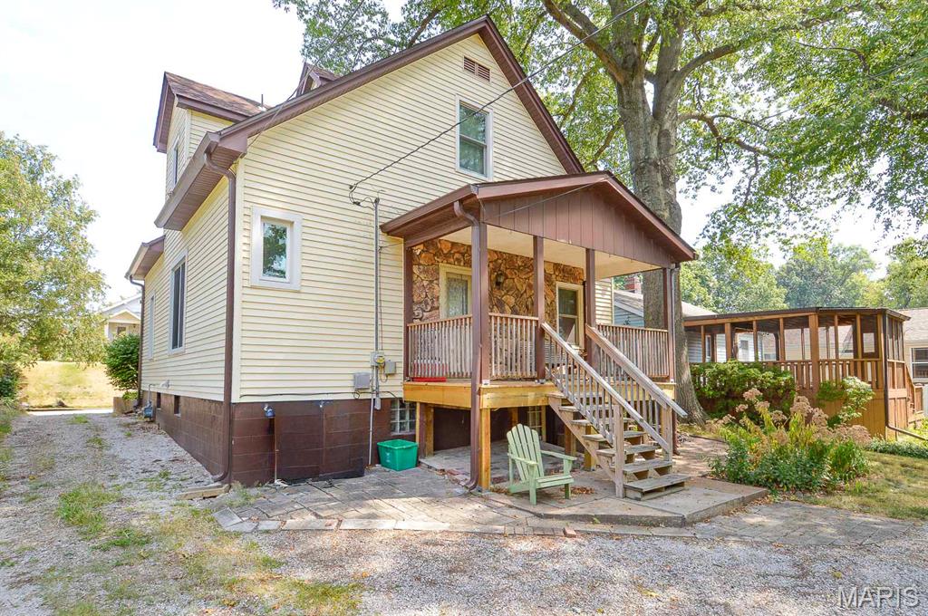 725 Park Avenue Property Photo 6