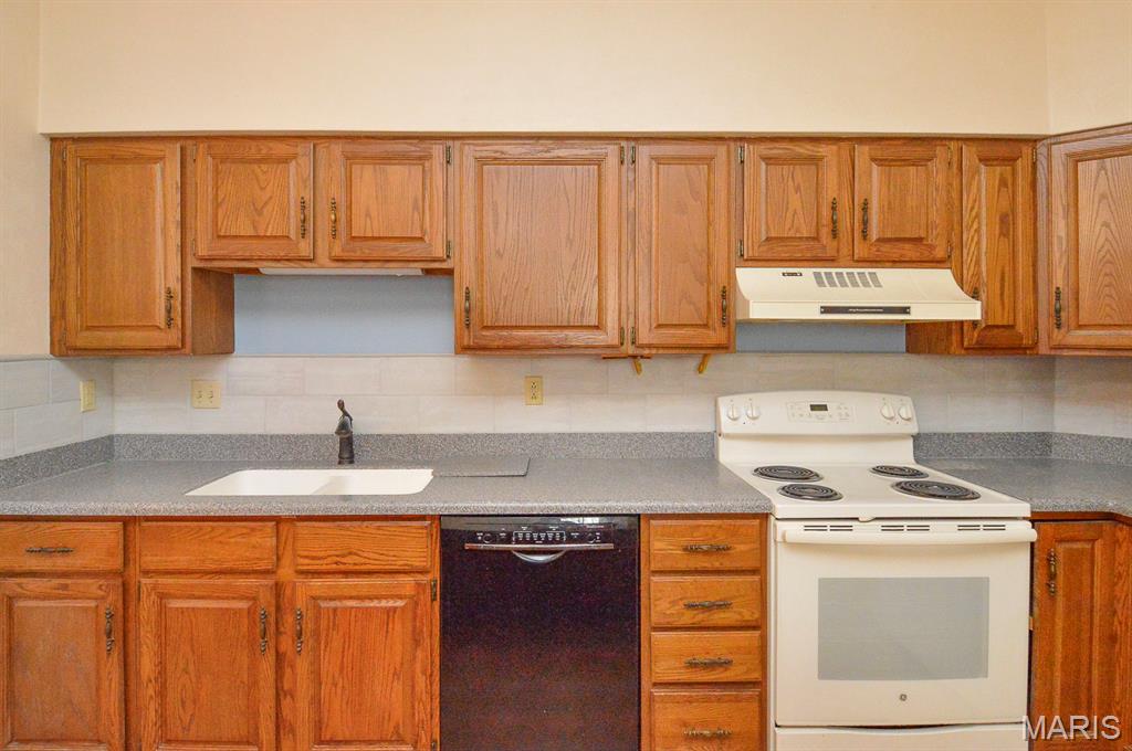 725 Park Avenue Property Photo 16