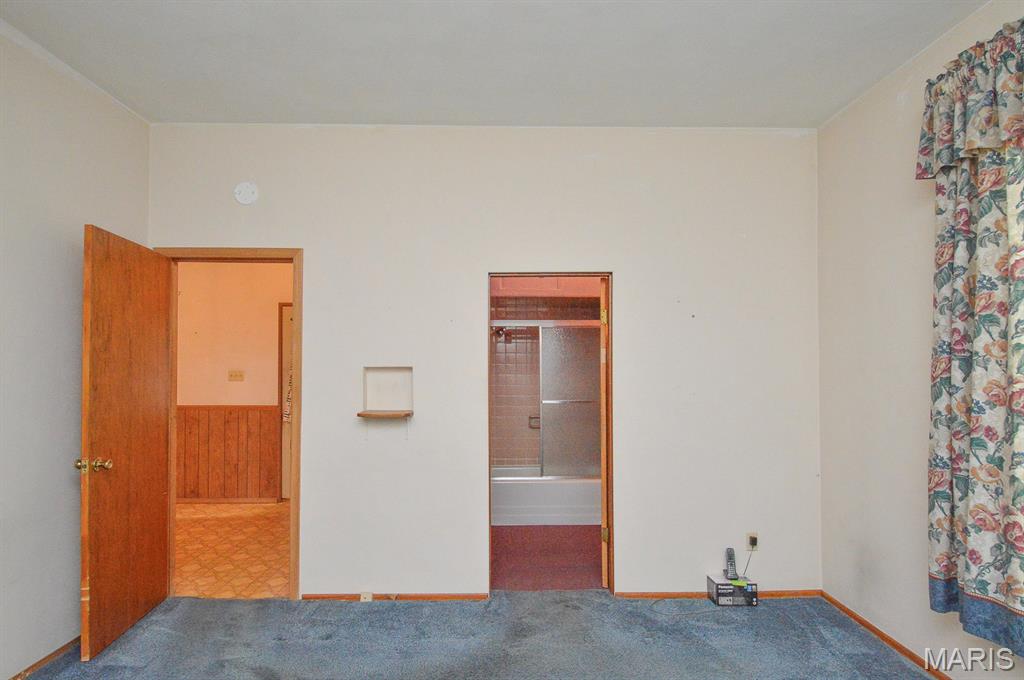 725 Park Avenue Property Photo 19