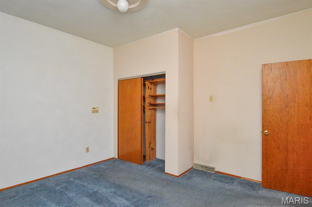 725 Park Avenue Property Photo 20