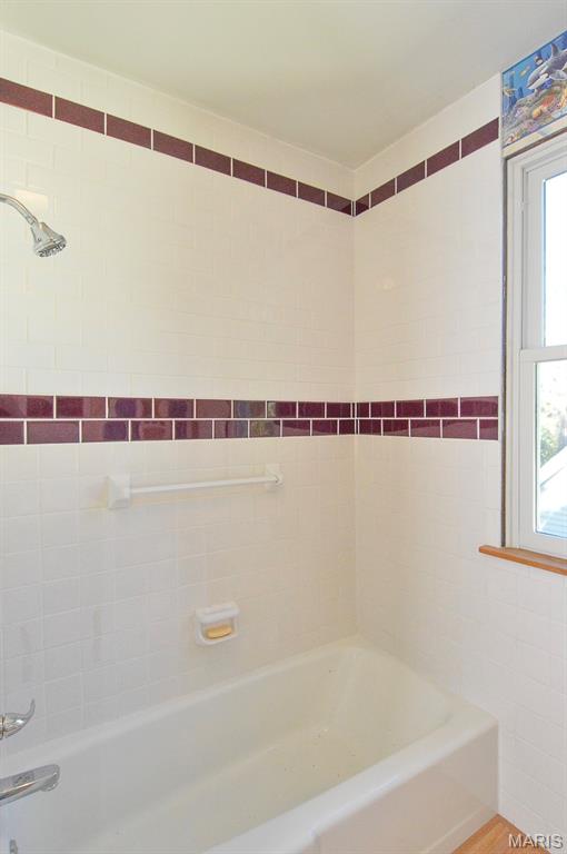 725 Park Avenue Property Photo 28