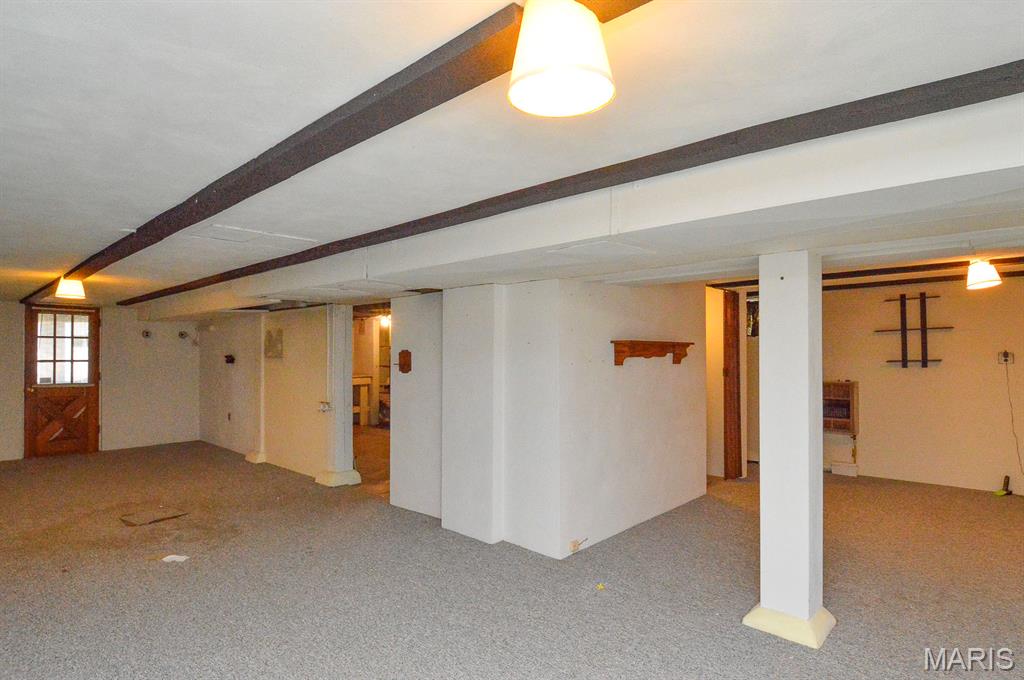 725 Park Avenue Property Photo 30